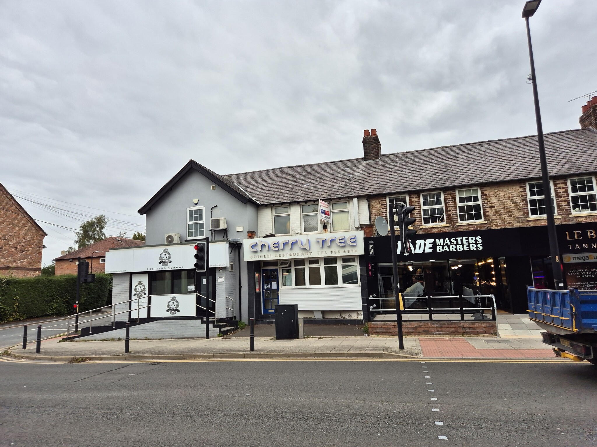 309 Hale Rd, Altrincham for sale Building Photo- Image 1 of 4