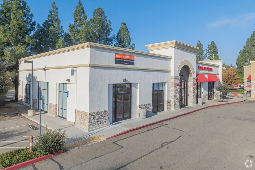 4213 1st St, Livermore, CA à louer - Photo du bâtiment - Image 2 de 13