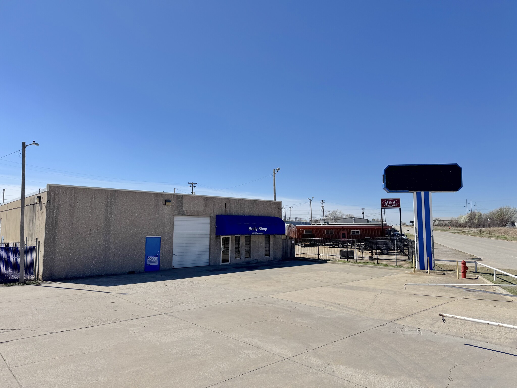 4316 S Newcastle Rd, Oklahoma City, OK for lease Primary Photo- Image 1 of 16