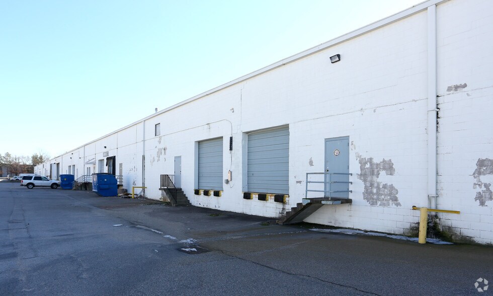 4300-4326 Eubank Rd, Richmond, VA à louer - Photo du bâtiment - Image 3 de 10