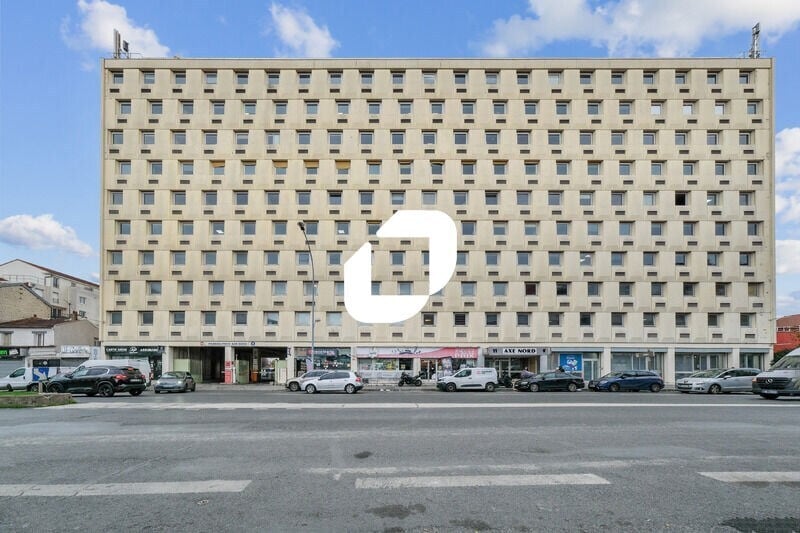 Office in Saint-Ouen-sur-Seine for sale Building Photo- Image 1 of 15