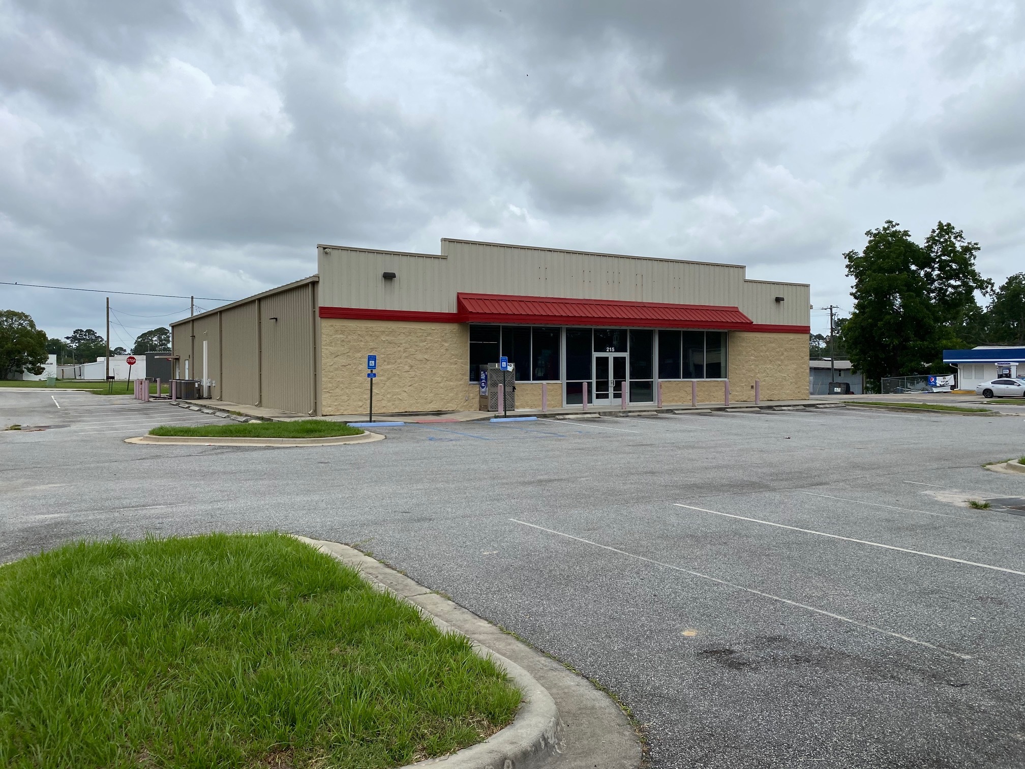 200 E Broad Ave, Doerun, GA for lease Building Photo- Image 1 of 3