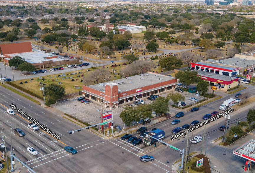 12602 Westheimer Rd, Houston, TX à louer - Photo du bâtiment - Image 1 de 7