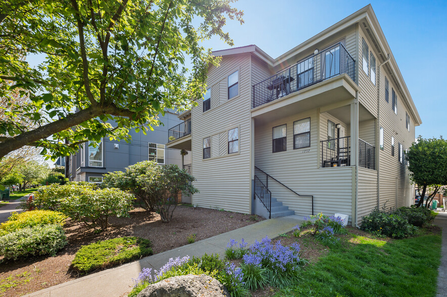 1757 NW 61st St, Seattle, WA for sale - Primary Photo - Image 1 of 1