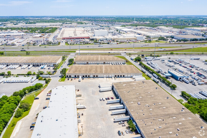 4514-4520 Tejasco, San Antonio, TX for lease - Aerial - Image 3 of 3