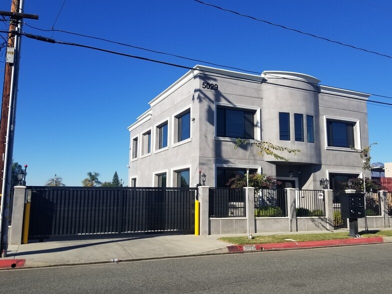 5029 Bleecker St, Baldwin Park, CA for lease - Primary Photo - Image 1 of 12