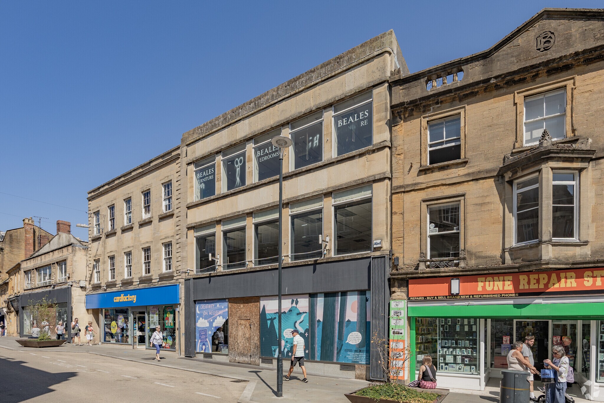 6 High St, Yeovil à louer Photo principale- Image 1 de 3