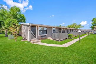 More details for 18933 Quercus Dr, Hudson, FL - Multifamily for Sale