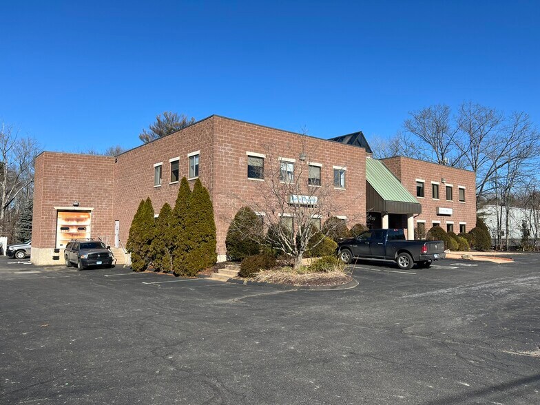 41 Sequin Dr, Glastonbury, CT à vendre - Photo du bâtiment - Image 2 de 12