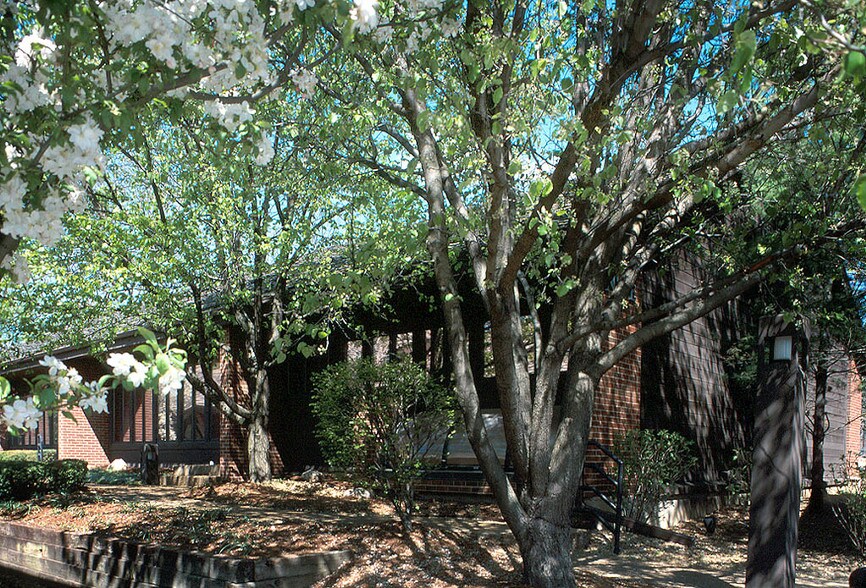 9 The Pines Ct, Creve Coeur, MO à vendre - Photo du bâtiment - Image 3 de 13