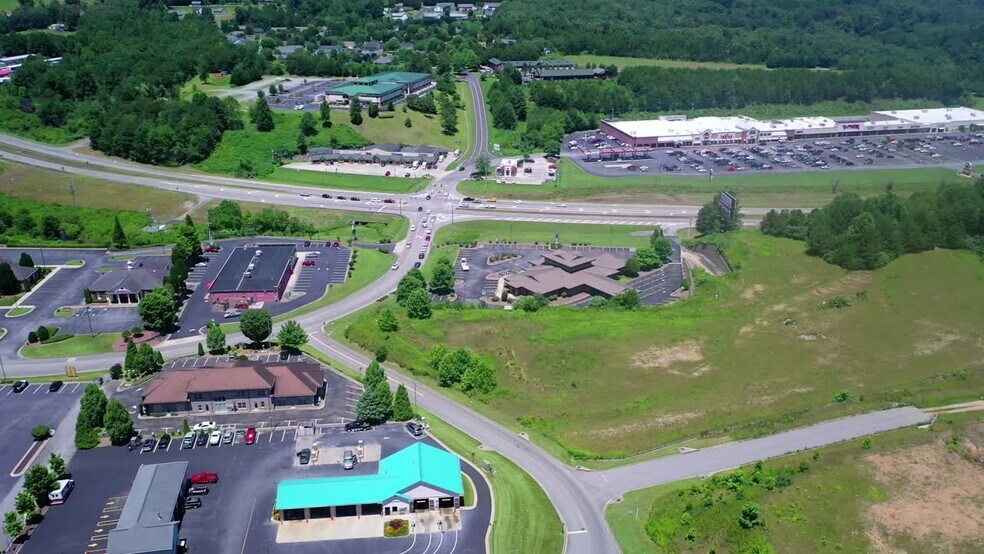 35 Orvin Lance Dr, Blue Ridge, GA à vendre - Vidéo sur l’inscription commerciale - Image 2 de 3