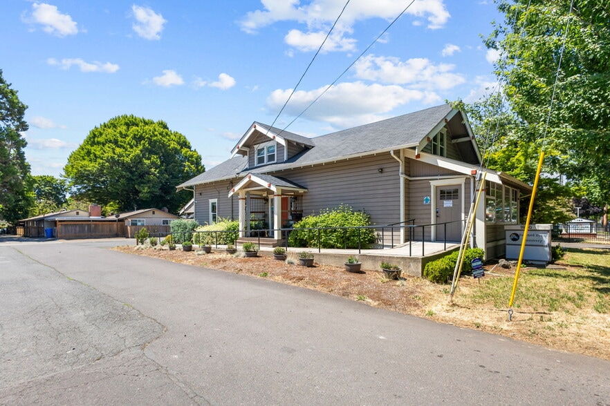 1800 State St, Salem, OR for sale - Building Photo - Image 3 of 24