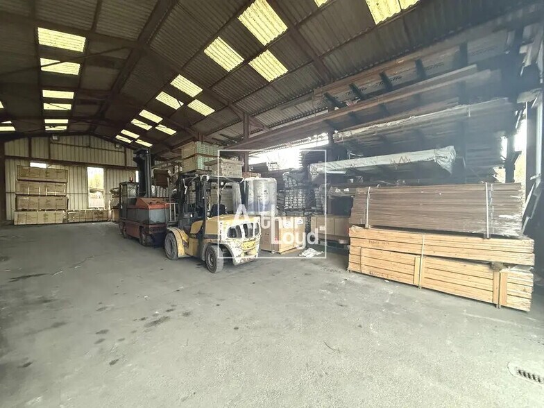 Flex in Esbly for lease - Interior Photo - Image 2 of 4