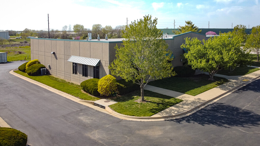 18973-18993 W 158th St, Olathe, KS for sale - Building Photo - Image 1 of 1