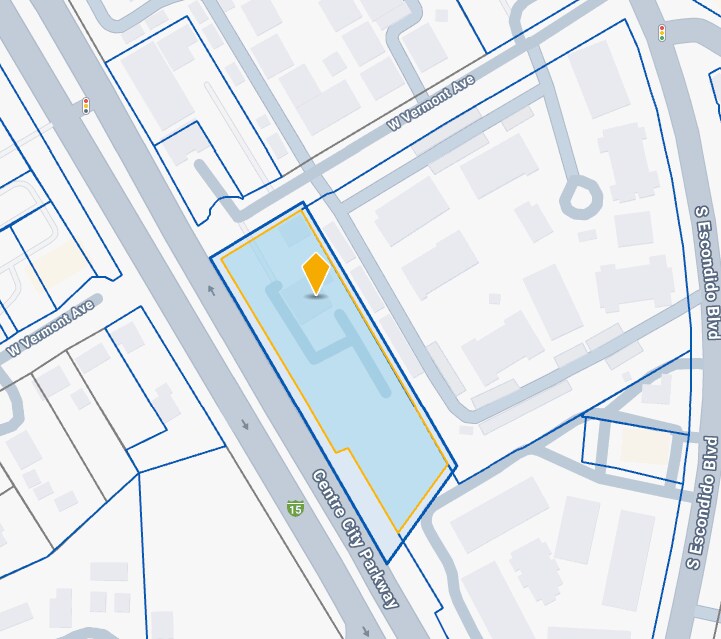 475 W Vermont Ave, Escondido, CA à vendre Photo du bâtiment- Image 1 de 2