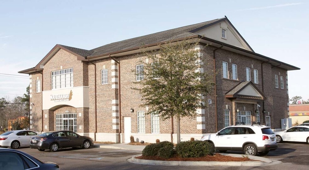 8420 Dorchester Rd, North Charleston, SC for lease - Building Photo - Image 2 of 6