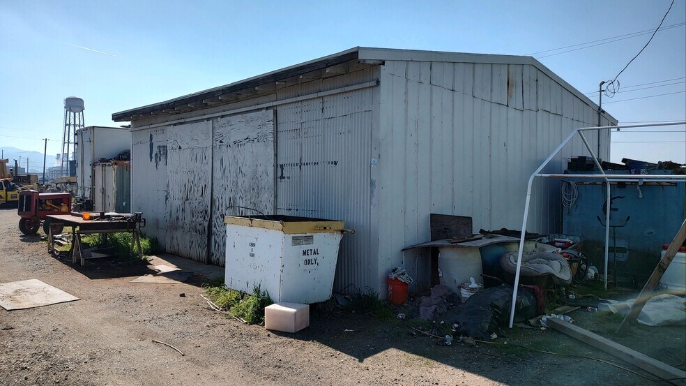 Arcy Lane, Pittsburg, CA à louer - Photo du bâtiment - Image 3 de 4