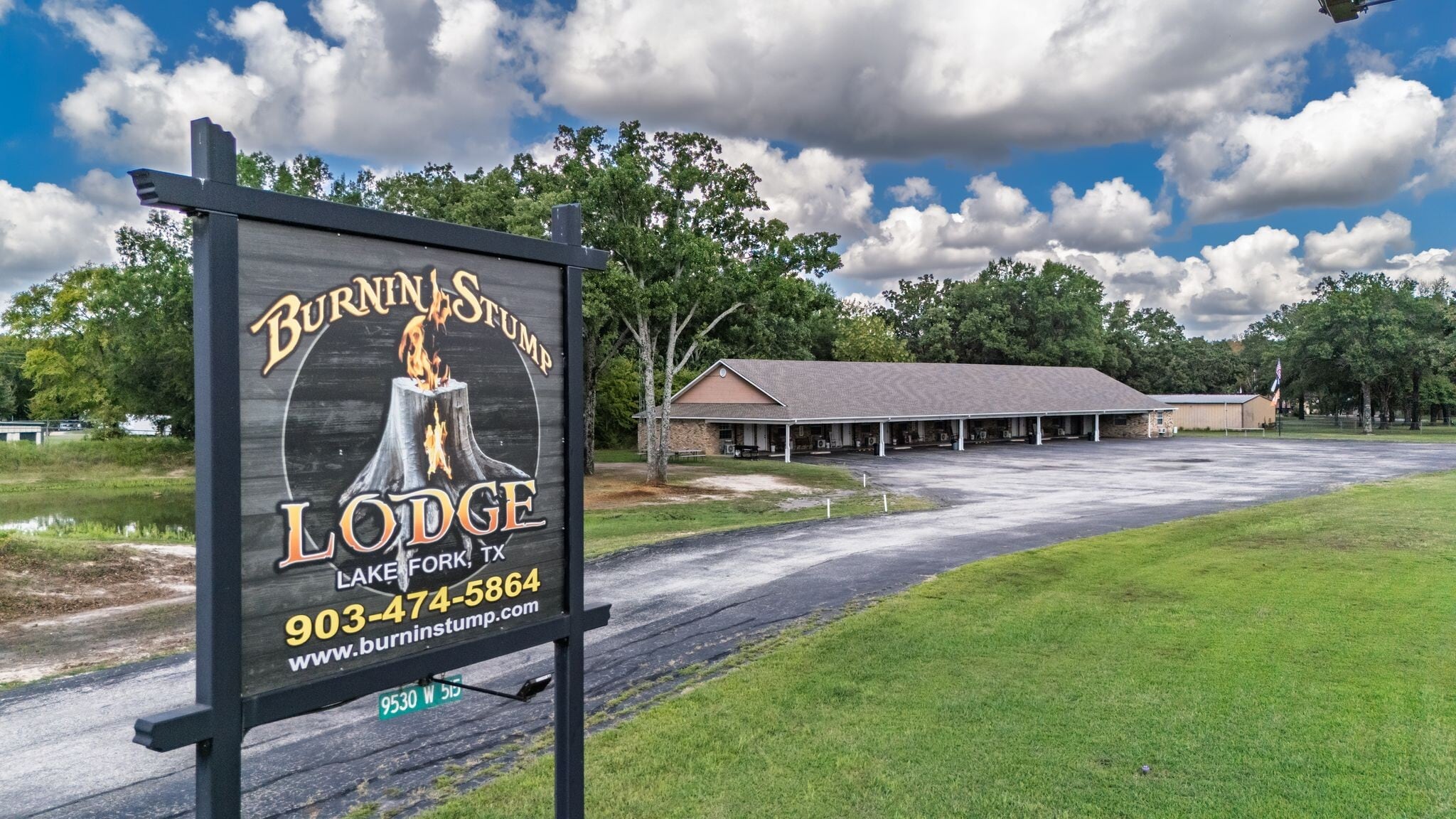 9530 W FM 515, Alba, TX for sale Primary Photo- Image 1 of 50