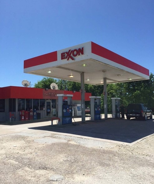 1391 FM 246, Streetman, TX for sale - Primary Photo - Image 1 of 3