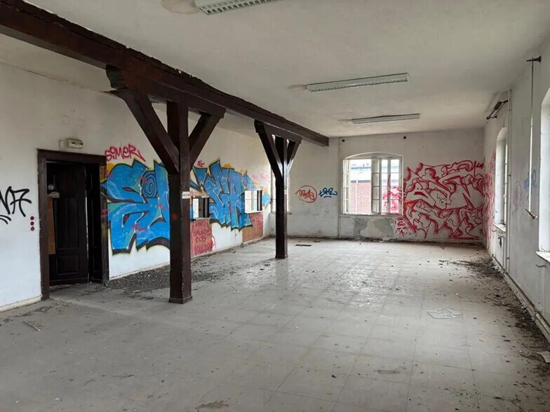 Bureau dans Montigny-lès-Metz à vendre - Photo intérieure - Image 2 de 3