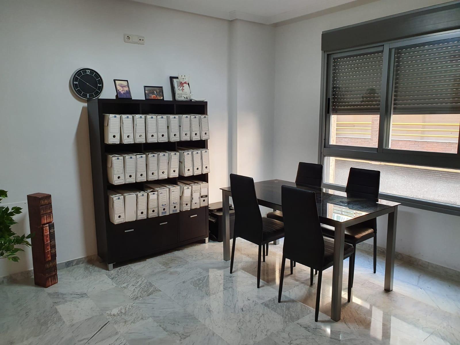 Office in Cáceres, Cáceres for lease Primary Photo- Image 1 of 4
