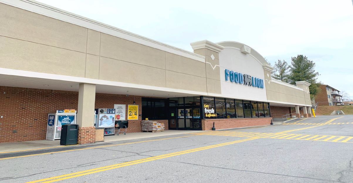 1952 E Washington Ave, Vinton, VA à louer Photo principale- Image 1 de 3