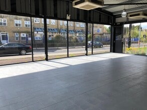 Hyndburn Rd, Accrington for lease Interior Photo- Image 2 of 4