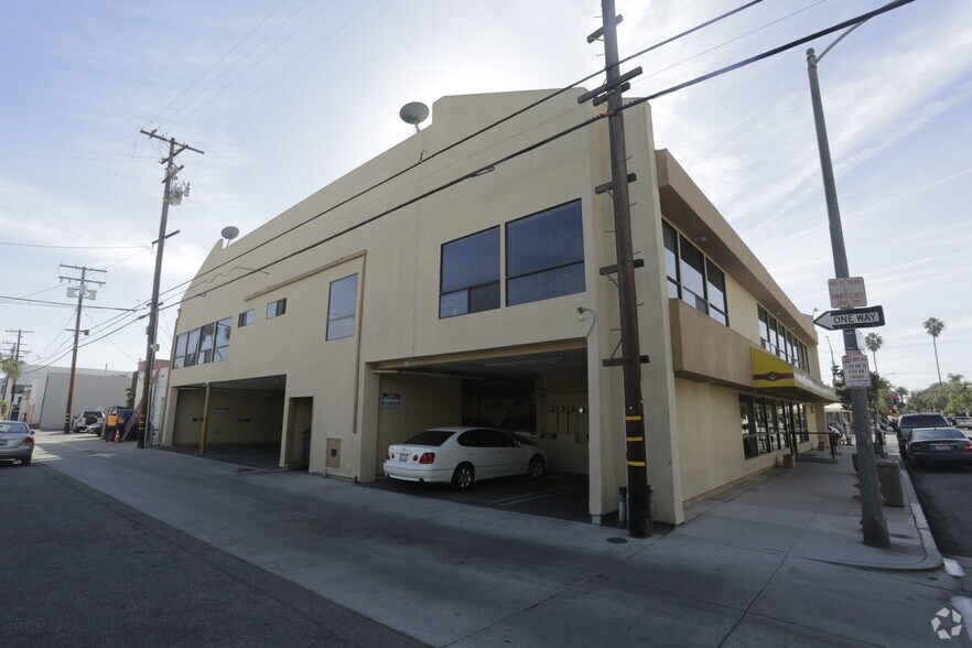 5305 E 2nd St, Long Beach, CA à louer - Photo du bâtiment - Image 2 de 8