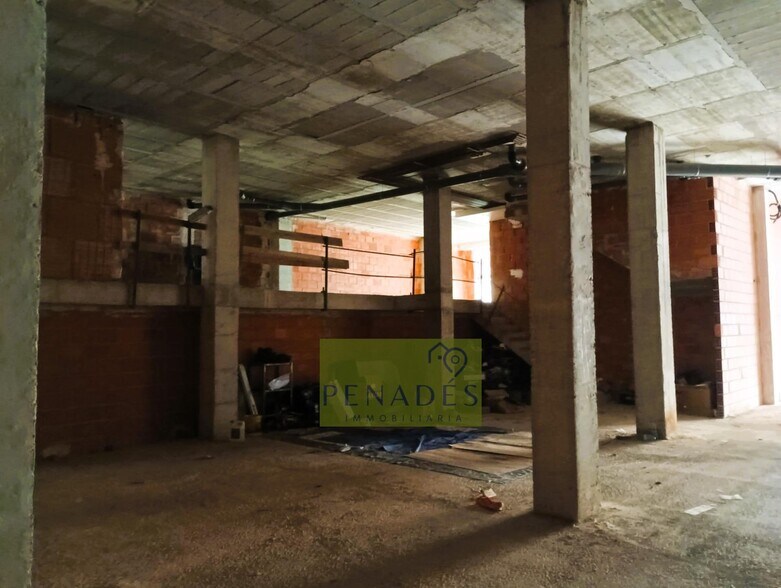 Commerce de détail dans Ontinyent, Valencia à louer - Photo de construction - Image 3 de 11