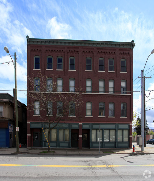 162 Court St, Binghamton, NY à vendre - Photo du b timent - Image 1 de 6