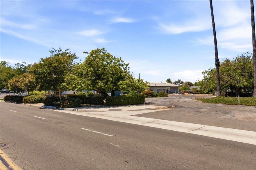 3091 W Orange Ave, Anaheim, CA for sale - Primary Photo - Image 1 of 5