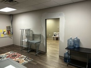 2425 Kildaire Farm Rd, Cary, NC for lease Building Photo- Image 2 of 10