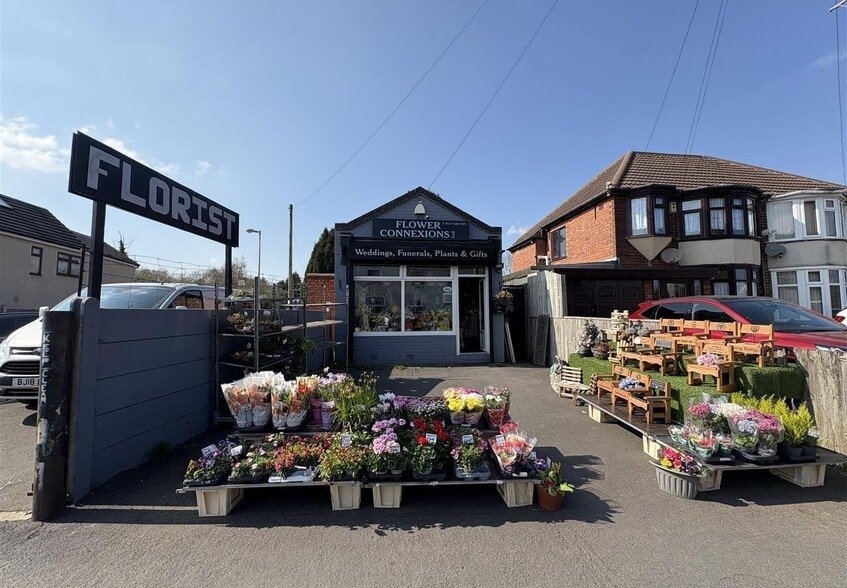 93 Newbury Ln, Oldbury à louer - Photo du bâtiment - Image 2 de 2