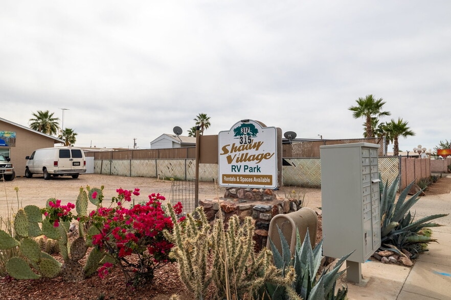325 N Saguaro Dr, Apache Junction, AZ for sale - Building Photo - Image 2 of 8