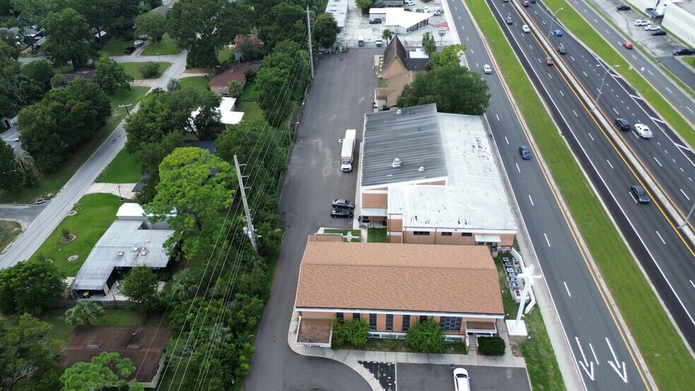 6612 Arlington Expy, Jacksonville, FL à louer - Photo du bâtiment - Image 3 de 37