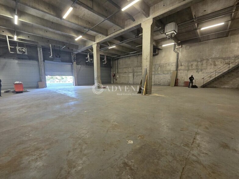 Flex in Garges-lès-Gonesse for lease - Building Photo - Image 1 of 7