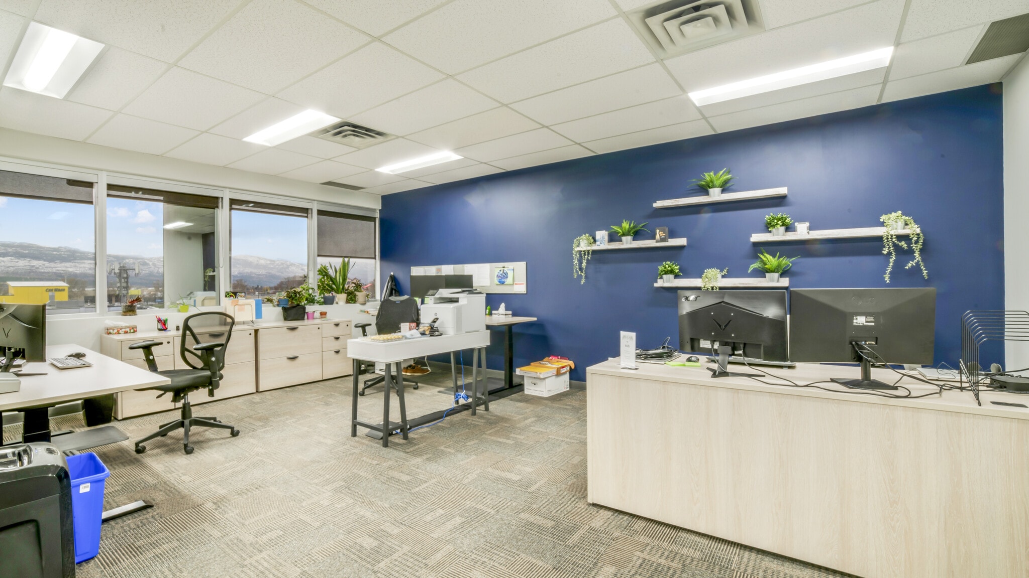 1700 Dickson Av, Kelowna, BC for lease Interior Photo- Image 1 of 15