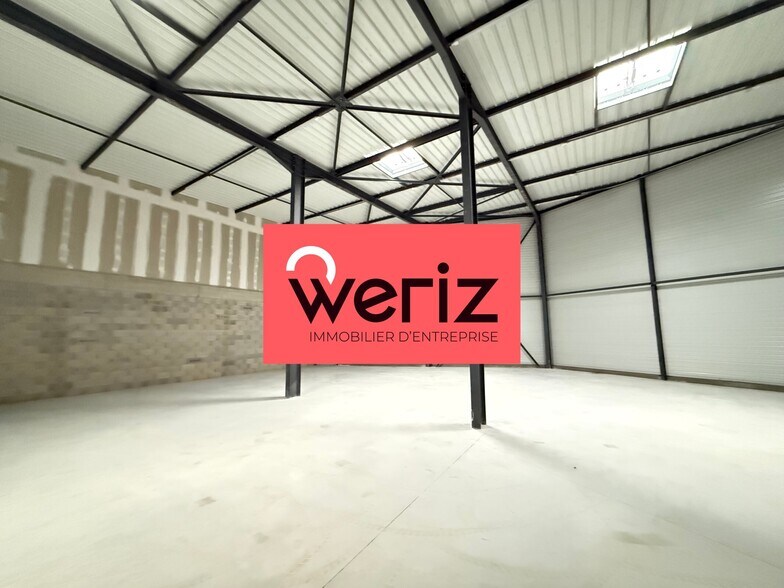 Industrial in Aubagne for lease - Building Photo - Image 2 of 14