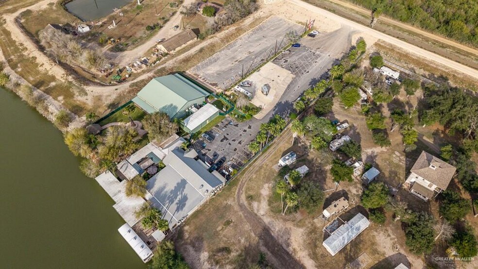 214 E Chimney Rd, Mission, TX for sale - Primary Photo - Image 1 of 34