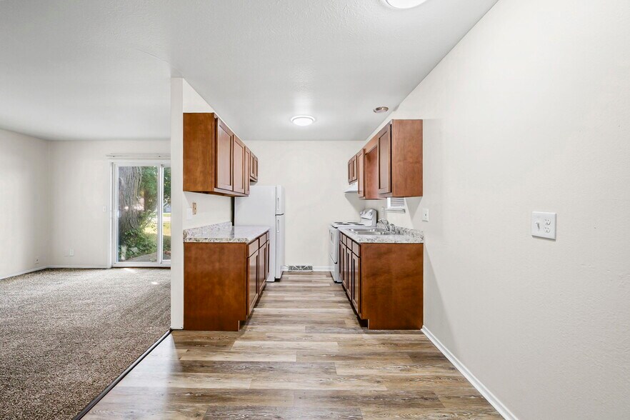 1819 Garden Ridge Dr, Toledo, OH à vendre - Photo du bâtiment - Image 3 de 8