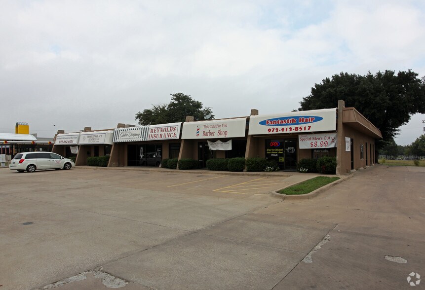 5321 Lakeview Pky, Rowlett, TX à louer - Photo principale - Image 1 de 4