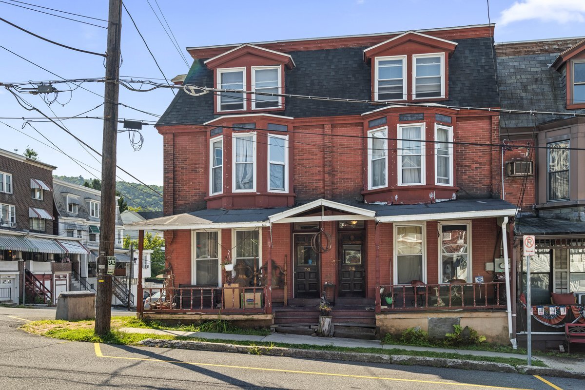 248 Mauch Chunk St, Tamaqua, PA for sale Building Photo- Image 1 of 1