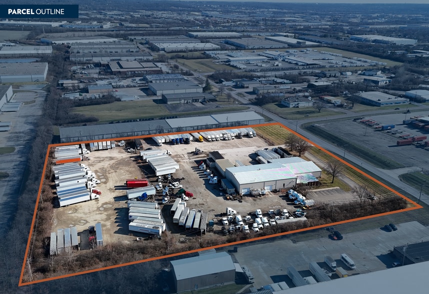 5100-5102 Duff Dr, Cincinnati, OH à vendre - Photo du bâtiment - Image 3 de 11