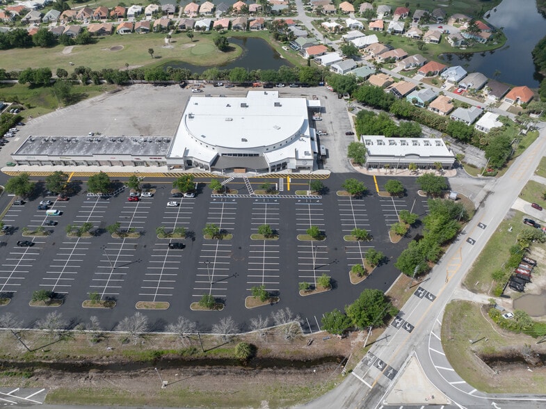 10175 Tamiami Trl, Punta Gorda, FL for lease - Building Photo - Image 2 of 27