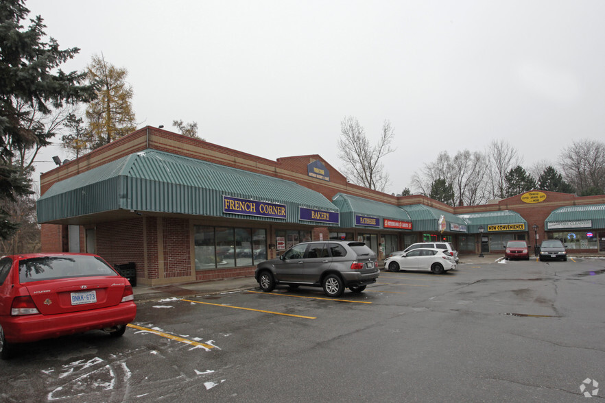 1224 Dundas St W, Mississauga, ON for lease - Building Photo - Image 2 of 7