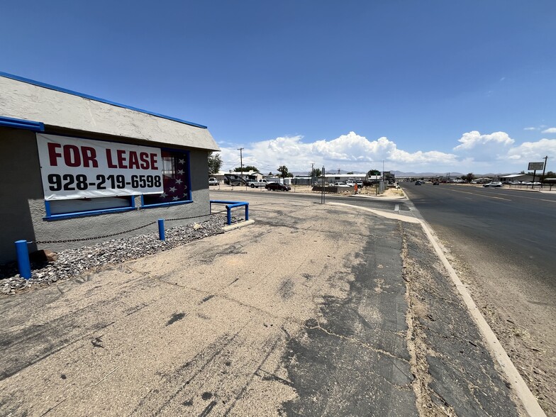 2365 Northern Ave, Kingman, AZ for lease - Building Photo - Image 2 of 5