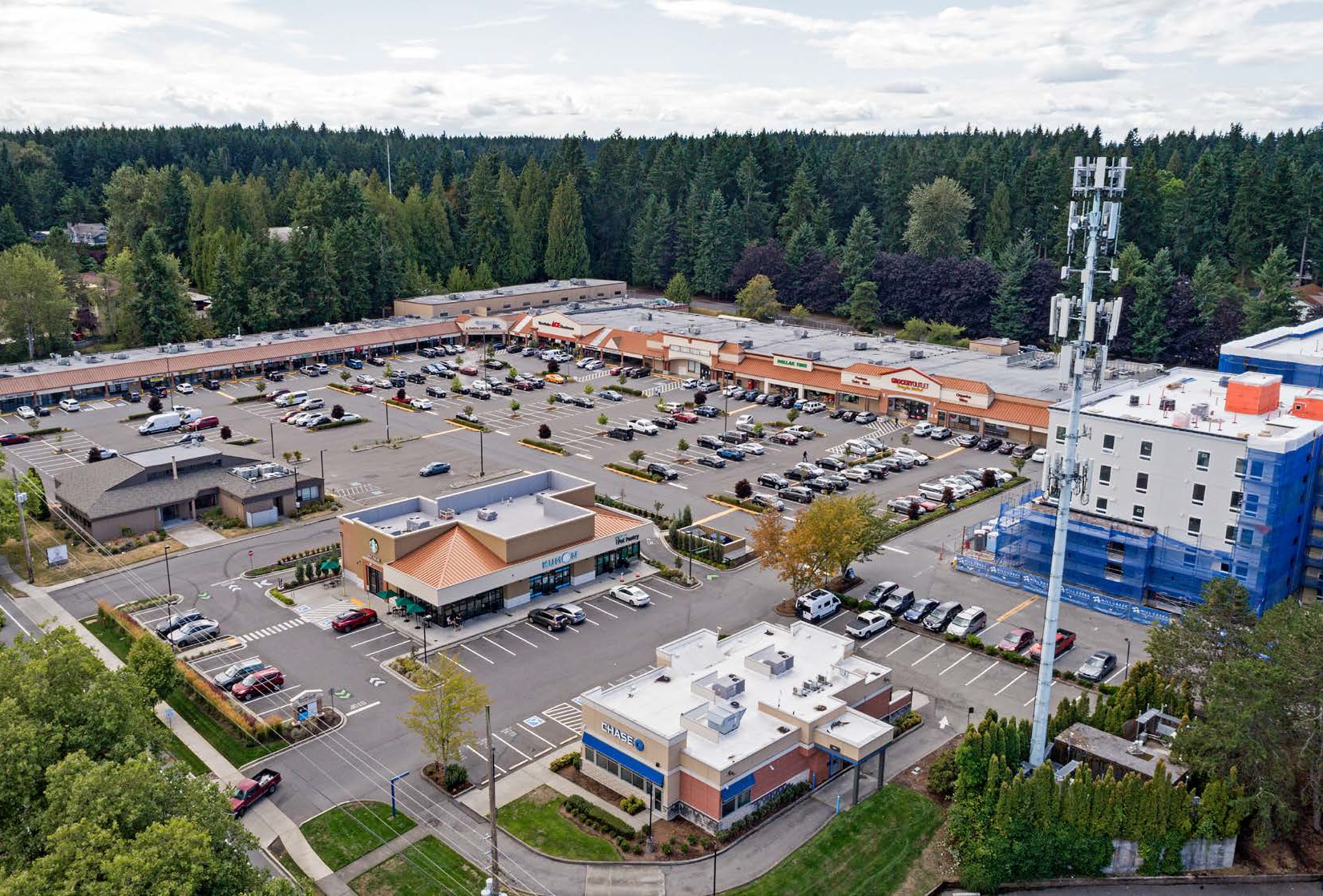 6501-6625 132nd Ave NE, Kirkland, WA for lease Building Photo- Image 1 of 5