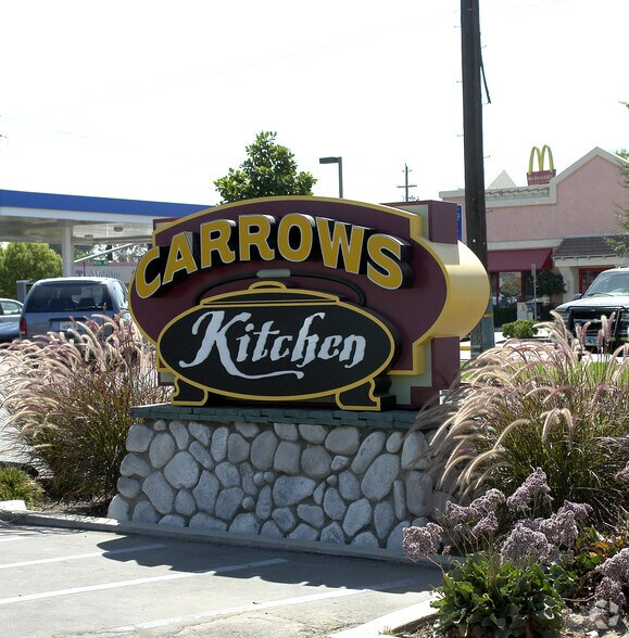 1300 Easton Dr, Bakersfield, CA for lease - Building Photo - Image 2 of 15