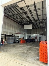 1300 Lakeview Dr, Romeoville, IL for lease Interior Photo- Image 2 of 3