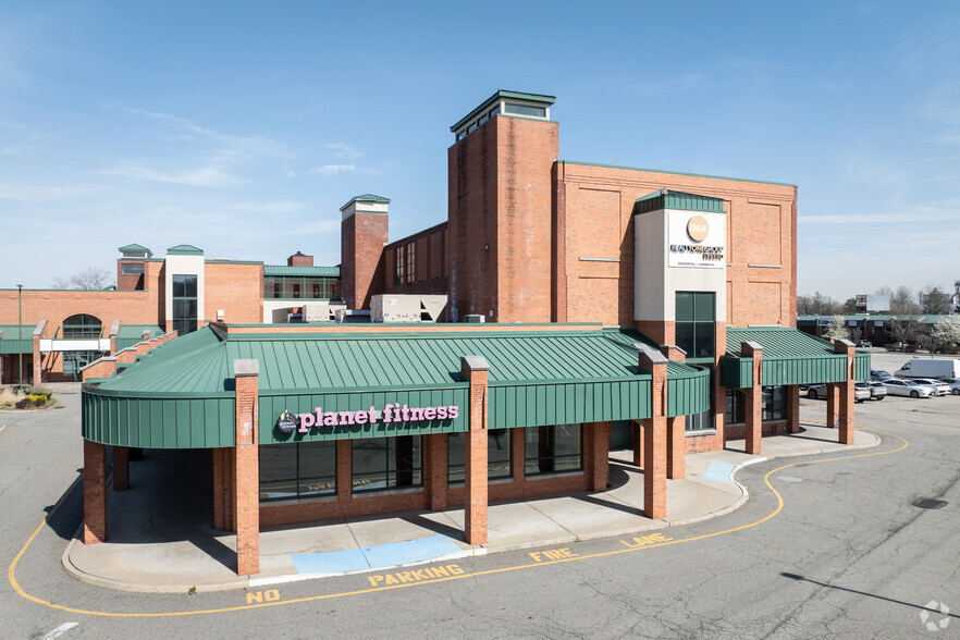 600 Getty Ave, Clifton, NJ for lease - Building Photo - Image 1 of 6